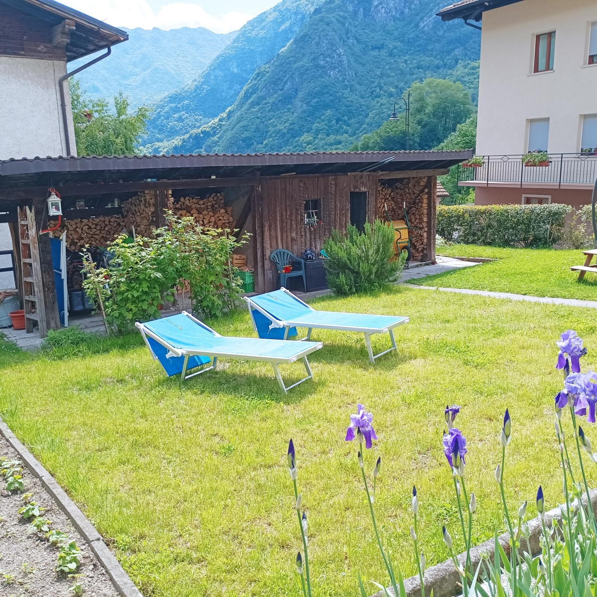Appartamento La Fucina Molina di Ledro Bagian luar foto
